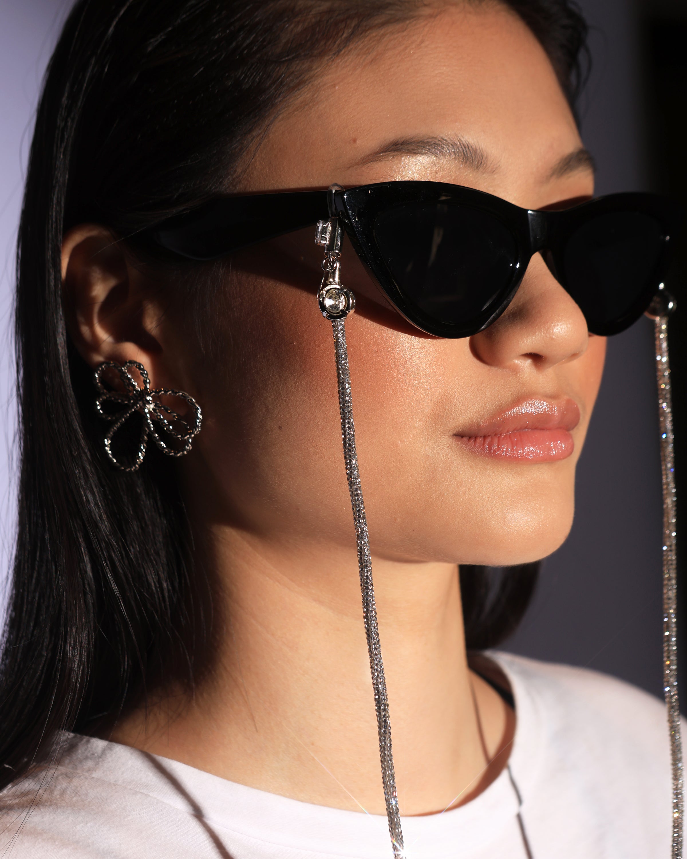Corda de Óculos com Strass Black Diamond Prateado – Glam — imagem 2 | JULIANA MANZINI