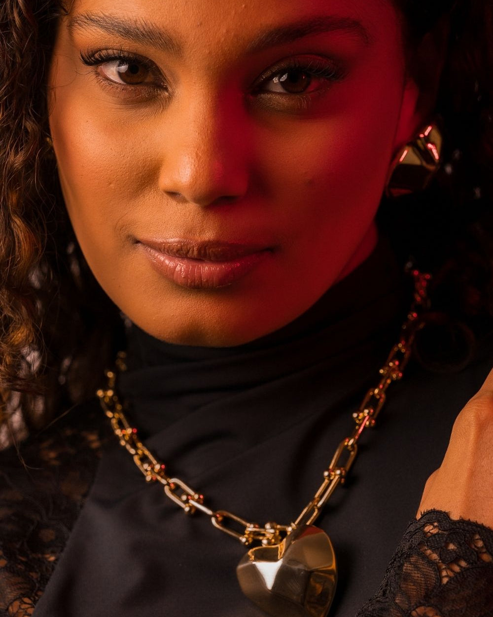 Colar de Coração Escultural em Eletroformação Dourado – Angela
