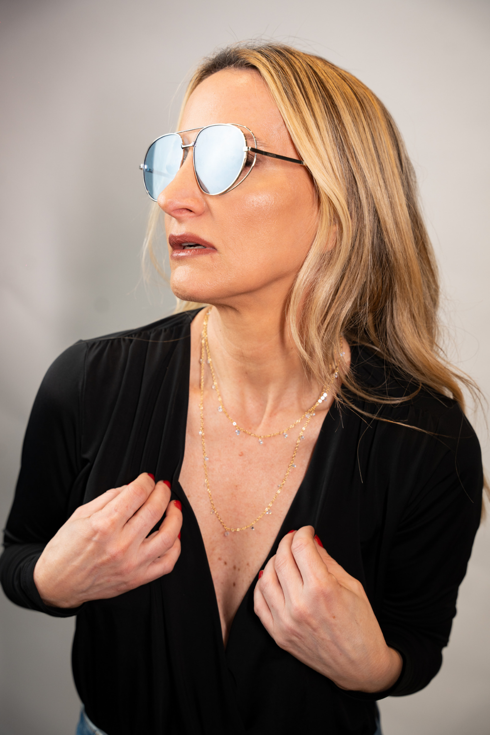 Kit Colar Duplo Dourado com Pontos de Luz em Cristal