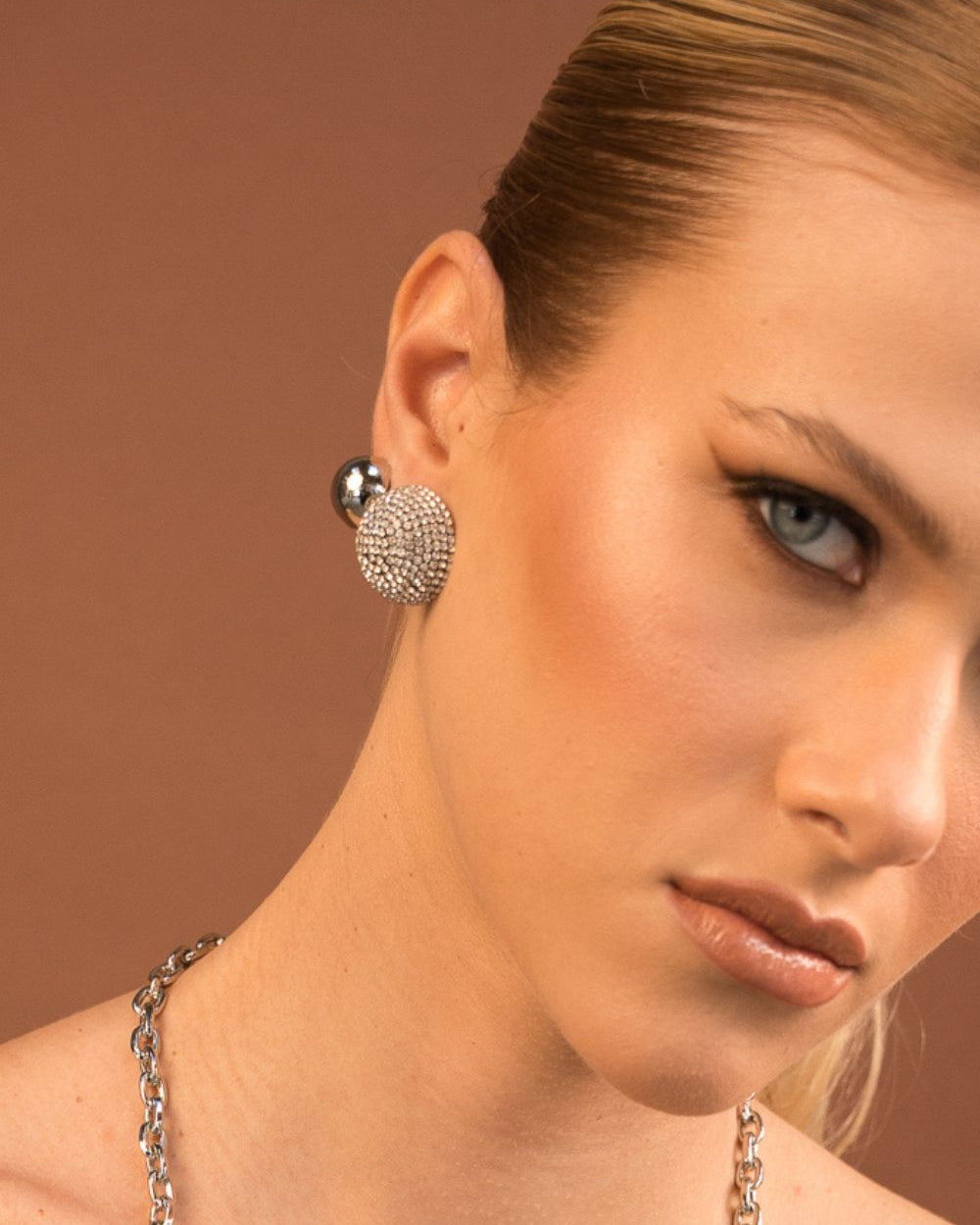 BRINCO CANOPLA P STRASS CRISTAL