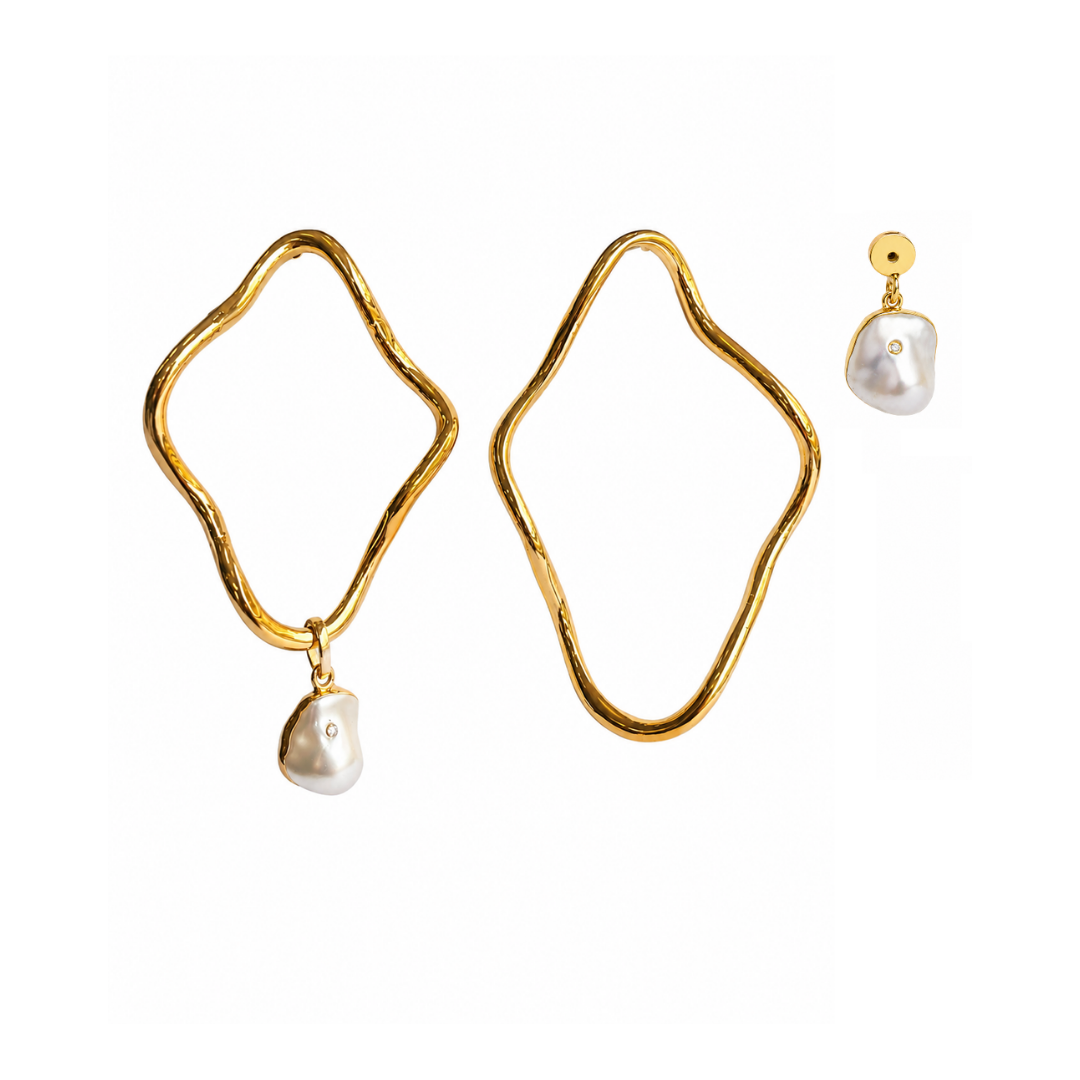 Maxi Brinco Assimétrico Dourado com Pérola Orgânica | Western Glam
