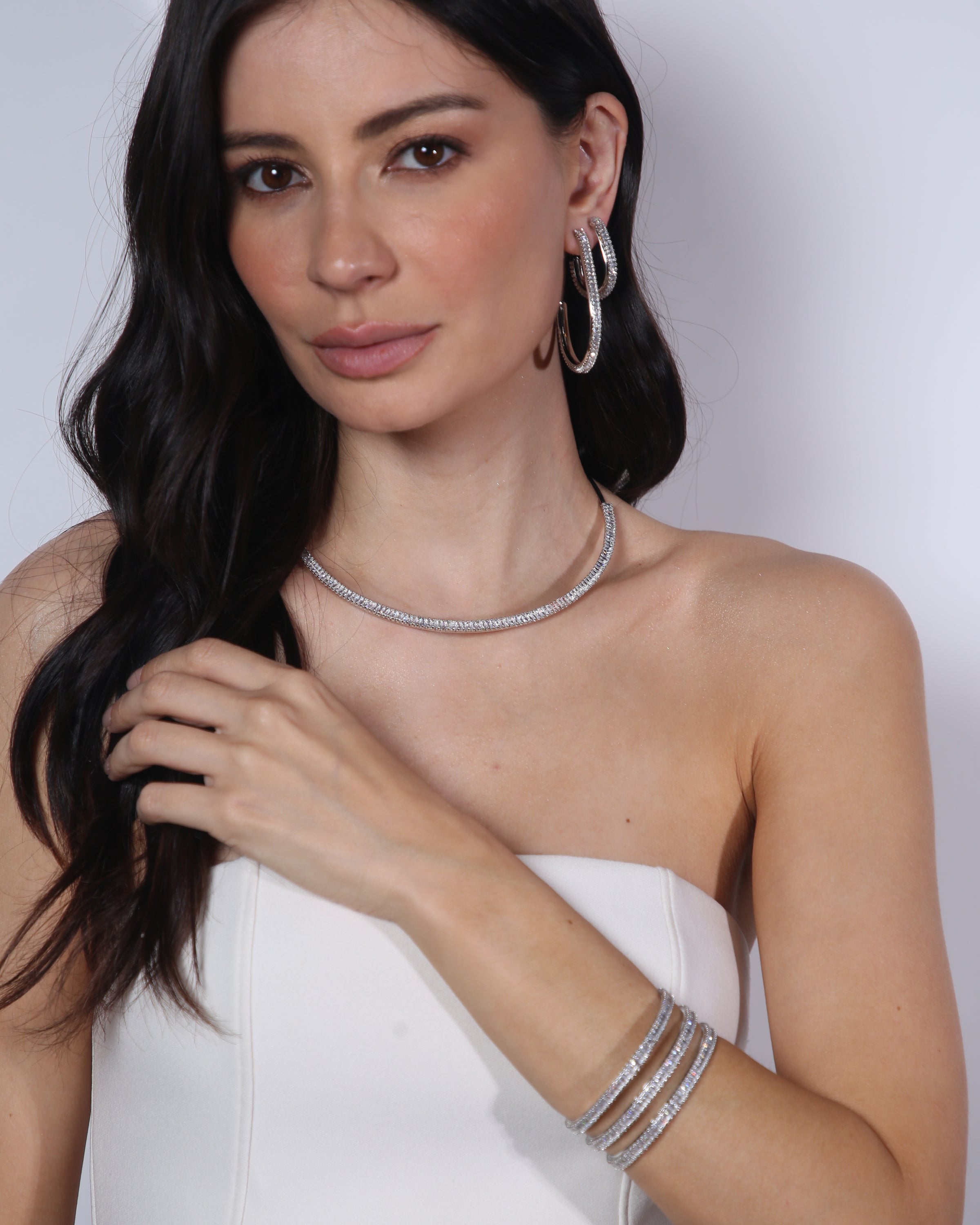 Choker Riviera Prateada com Zircônias e Brilho Contínuo — imagem 2 | JULIANA MANZINI
